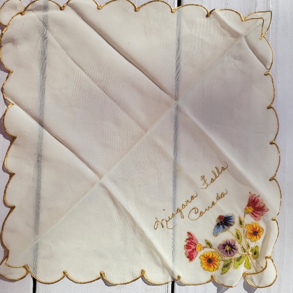 Vintage Hankie Trio ~ Niagara Falls, Canada ~ Flowers & Falls! Pretty Images! - Picture 13 of 16